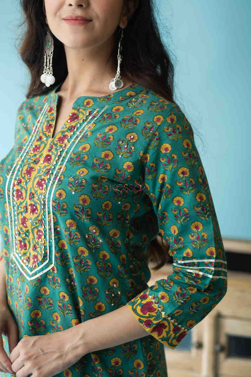 Image for Kusvaa Wsr210 Zemira Kurta Dupatta Set With Hand Block Print Sleeves