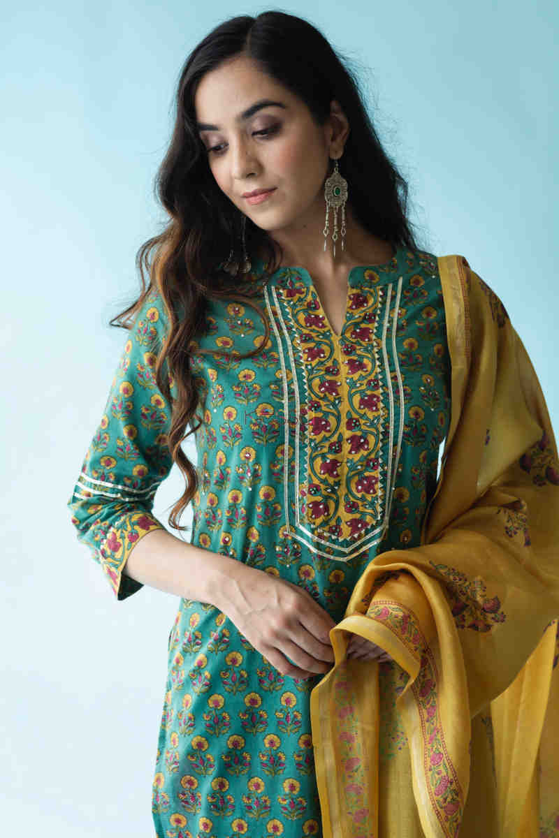 Image for Kusvaa Wsr210 Zemira Kurta Dupatta Set With Hand Block Print Top