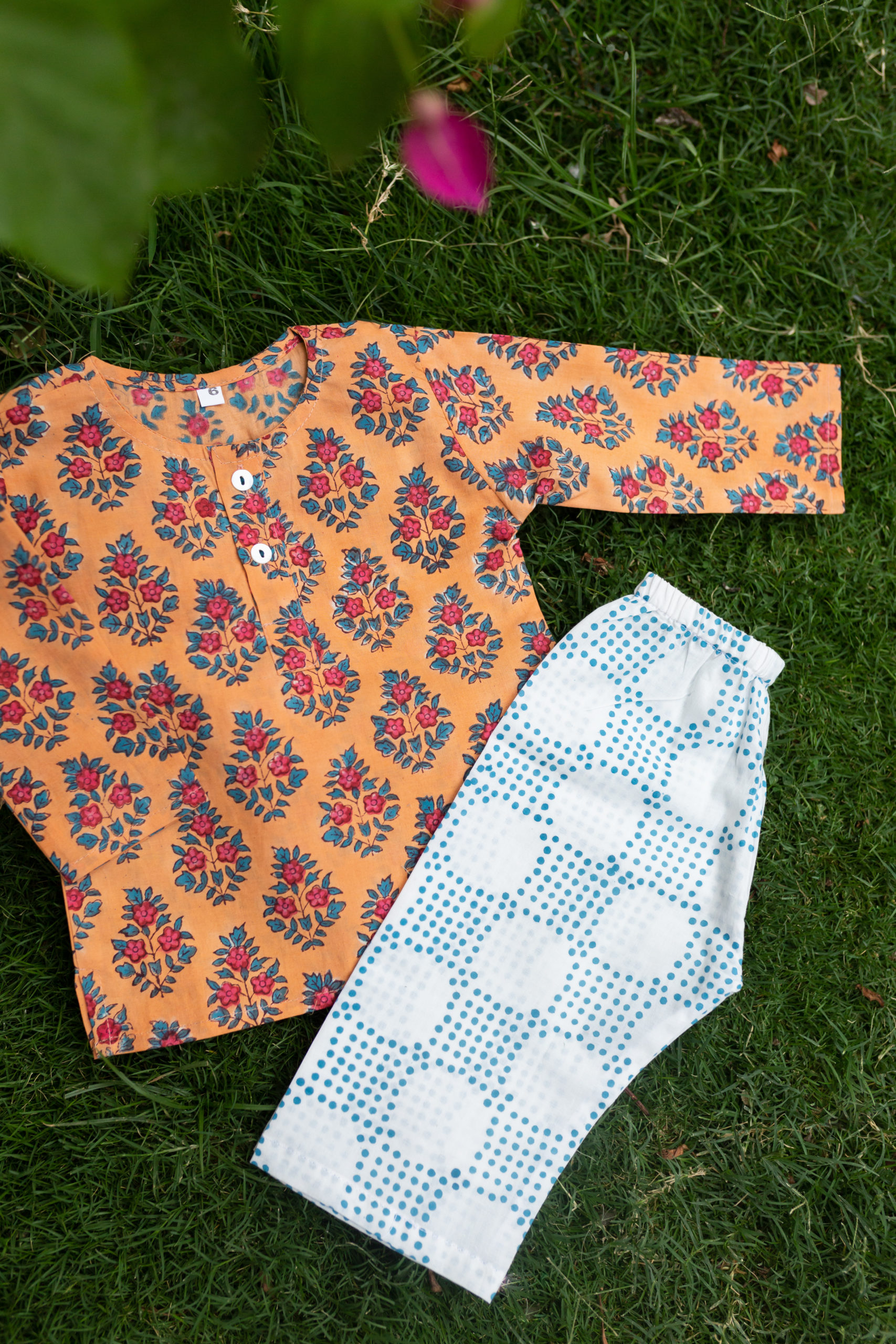 Cotton v/s Polyester : What’s best for your baby? jammies