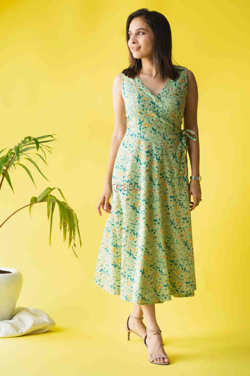 Image for Kusvaa Avdaf41 Mukhtalif Wrap Dress Featured
