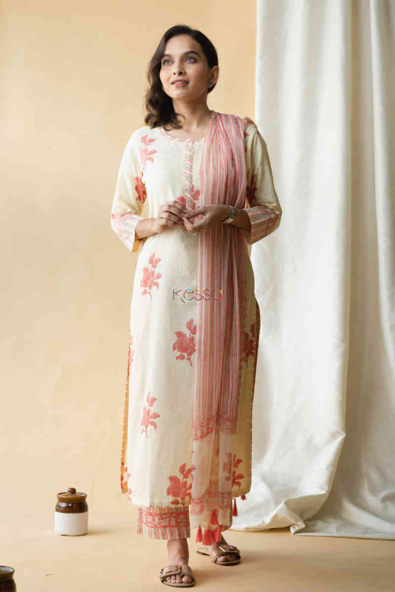Image for Kusvaa Avdaf49 Ashmeera Kurta Pant And Dupatta Set With Hand Block Print Featured