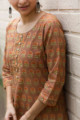 Image for Kusvaa Taf54 Daritri Kurta With Floral Print Closeup