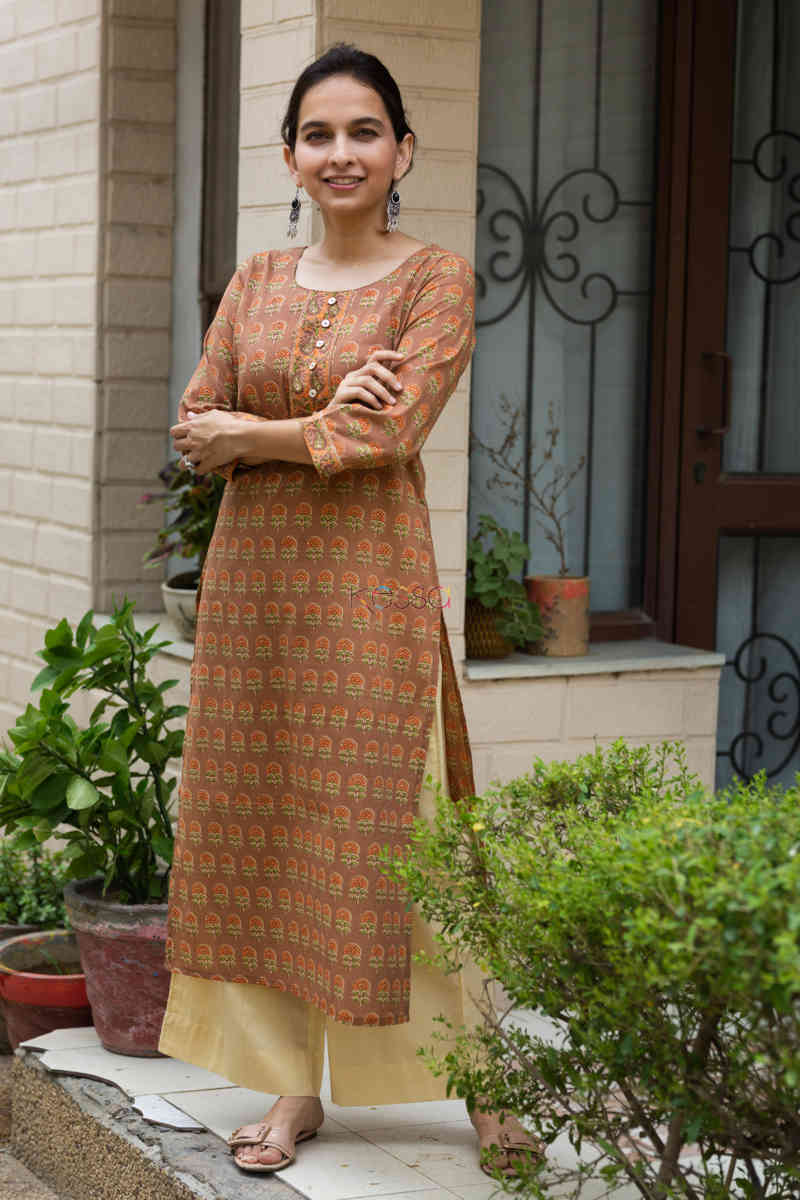 Image for Kusvaa Taf54 Daritri Kurta With Floral Print Side