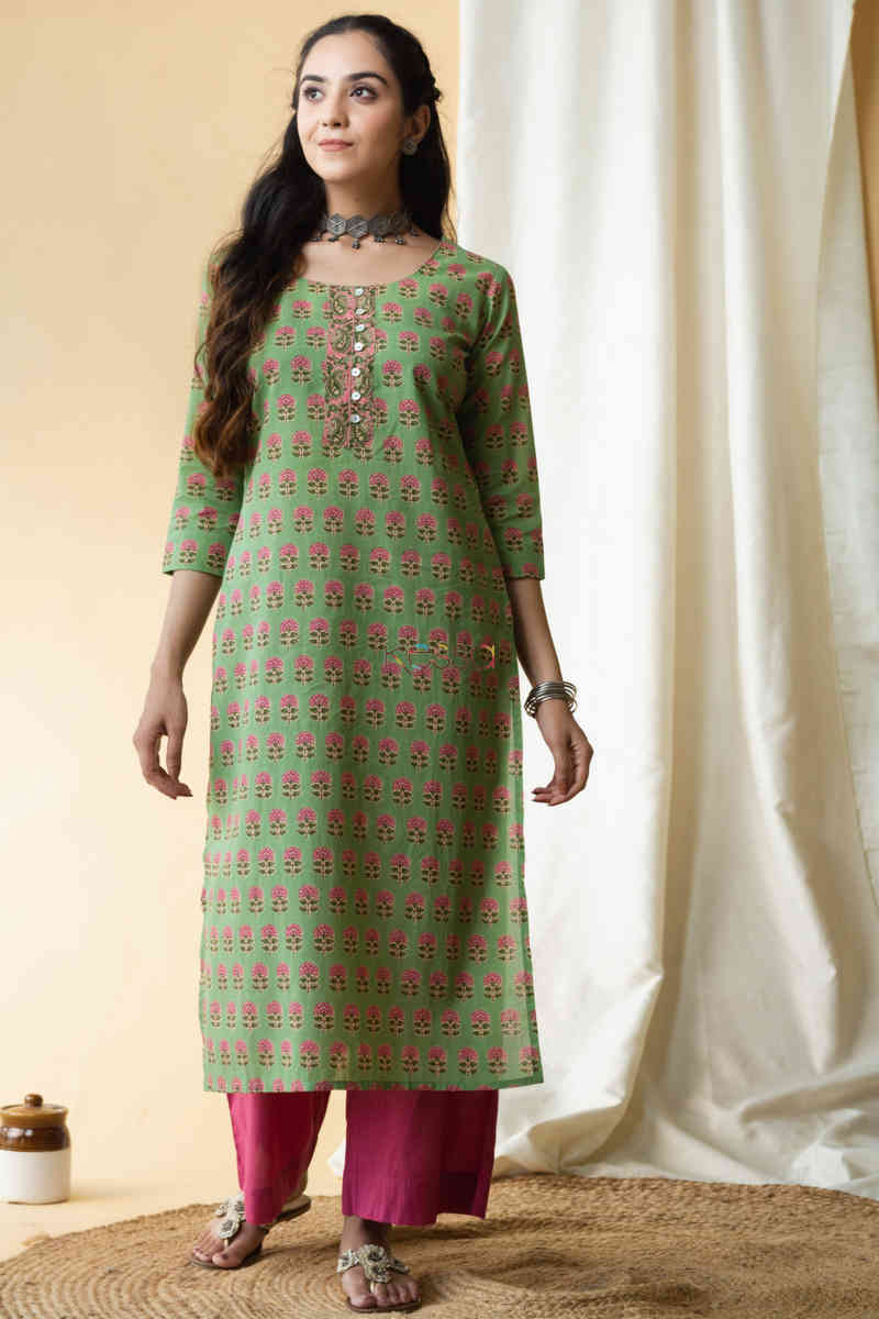 Image for Kusvaa Taf56 Kalpvan Straight Kurta With Floral Prints Front