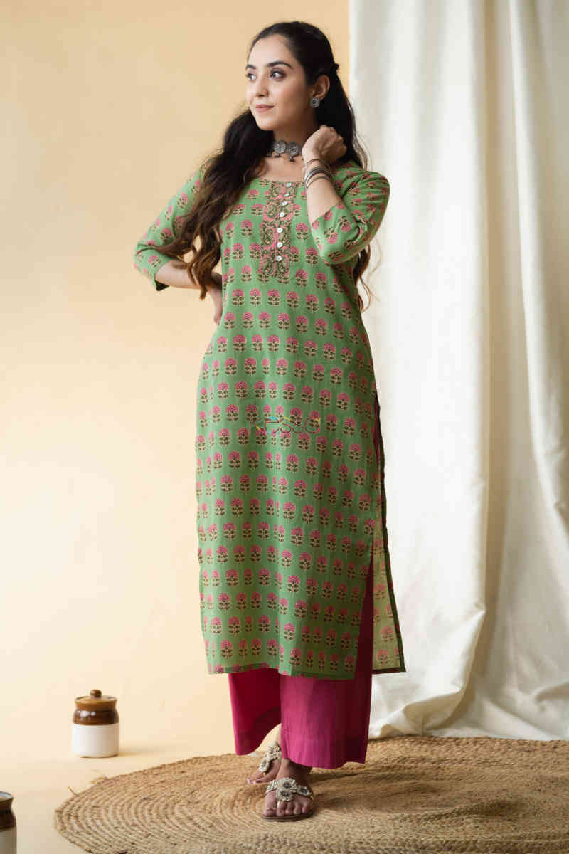 Image for Kusvaa Taf56 Kalpvan Straight Kurta With Floral Prints Look 1