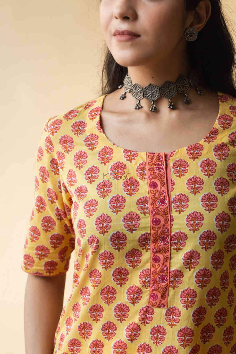 Image for Kusvaa Vcr47 Shehzeen Cotton Kurta Neck