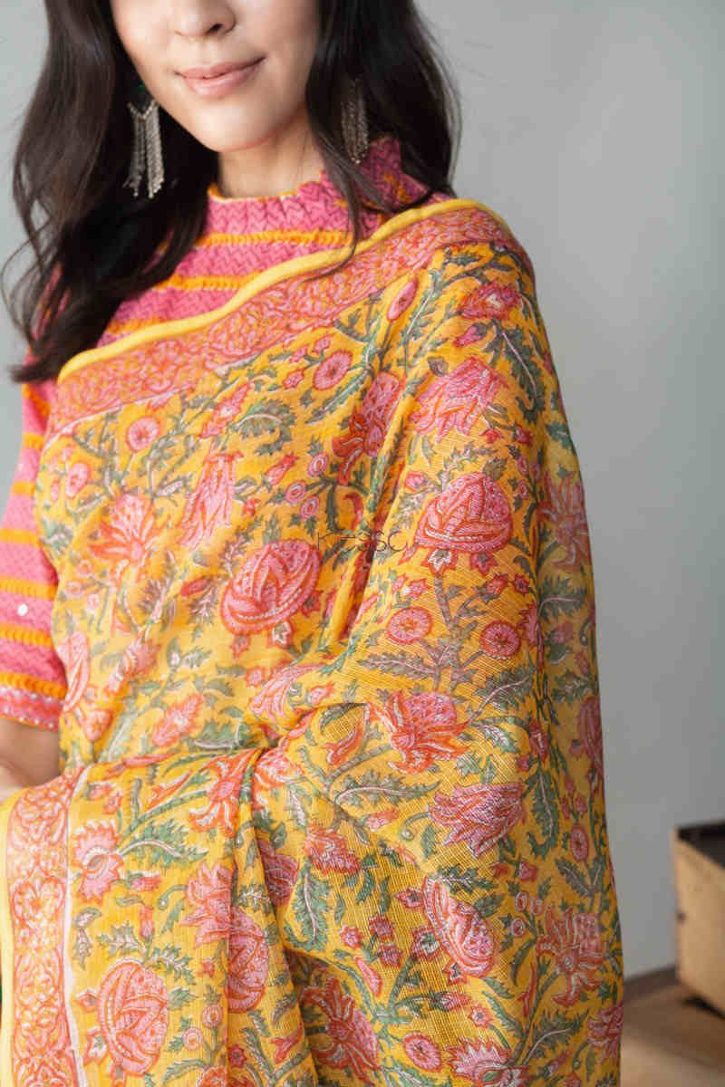 Image for Kusvaa Vcs02 Anora Kota Doriya Saree With Blouse Closeup