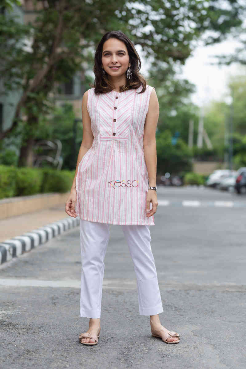 Image for Kusvaa Ws698 Zuhi Short Top With Stripes Featured