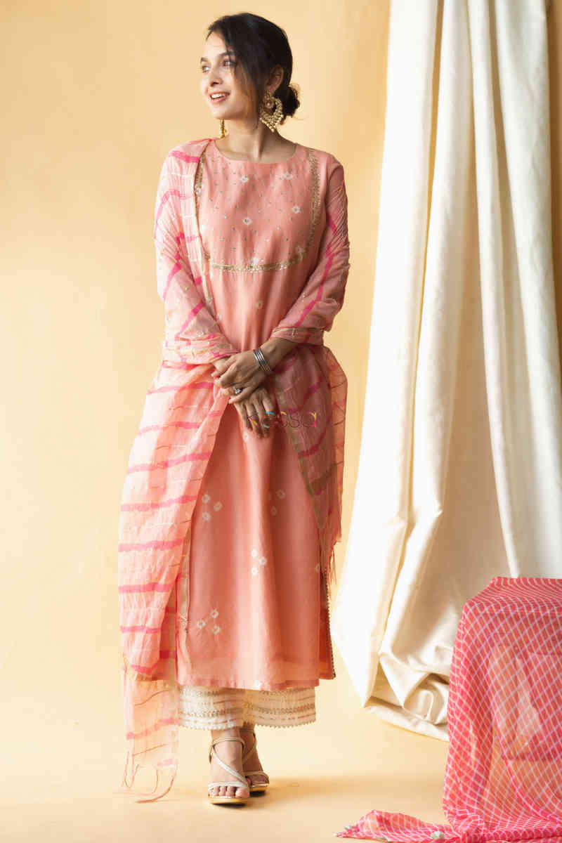 Image for Kusvaa Ws710 Saachi Kurta Dupatta Set With Bandhani Print Front