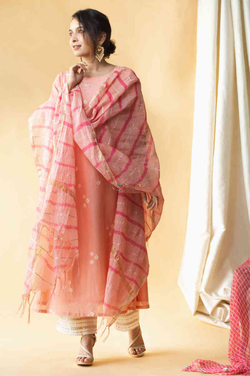 Image for Kusvaa Ws710 Saachi Kurta Dupatta Set With Bandhani Print Look 1