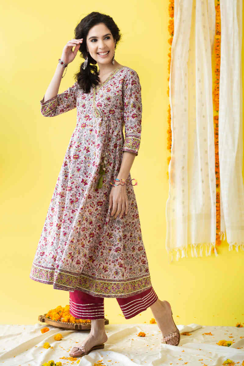 Image for Kusvaa Wsr212 Aafreen Kalidaar Angrakha With Hand Block Print 1 Look