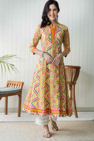 Image for Kusvaa Avdaf58 Raizel Kalidaar Kurta With Hand Block Print Featured