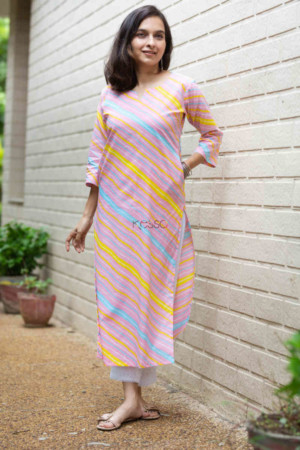 Image for Kusvaa De86 Afsoon Kurta With Leheriya Print Featured 1