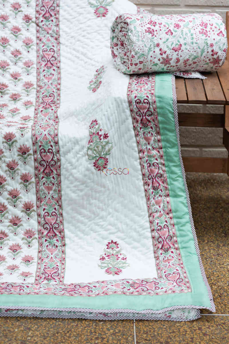 Image for Kusvaa Kaq155 Catskill White And Morning Glory Green Double Bed Quilt Look