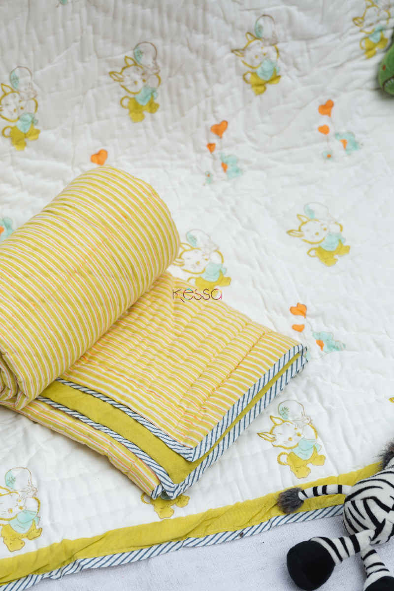 Image for Kusvaa Kaq159 Ronchi Yellow Baby Quilt With Hand Block Print Closeup
