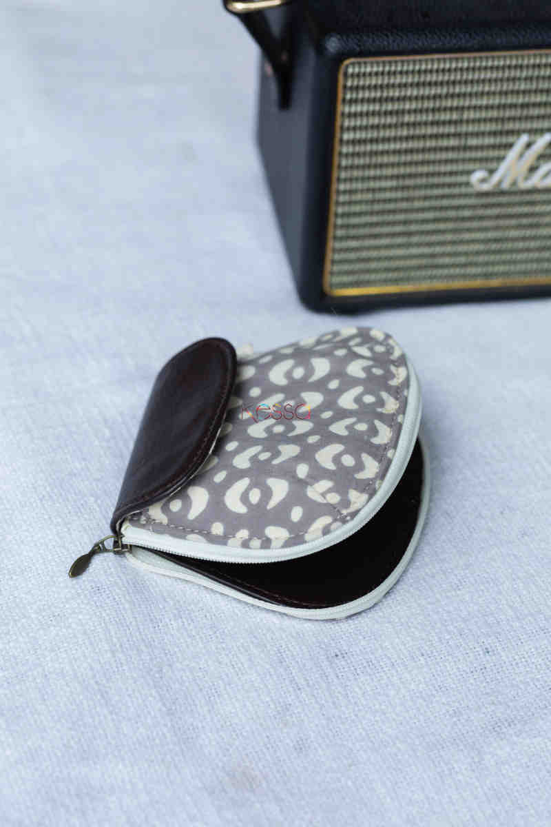 Image for Kusvaa Pia09 Megh Grey Batwa With Bagru Print Open