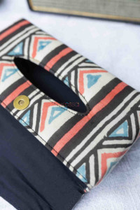 Image for Kusvaa Pia11 Dhanak Multicolored Tissue Dispenser Closeup