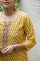 Image for Kusvaa Taf55 Hiranya Straight Kurta With Floral Print Closeup