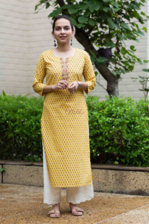 Image for Kusvaa Taf55 Hiranya Straight Kurta With Floral Print Featured