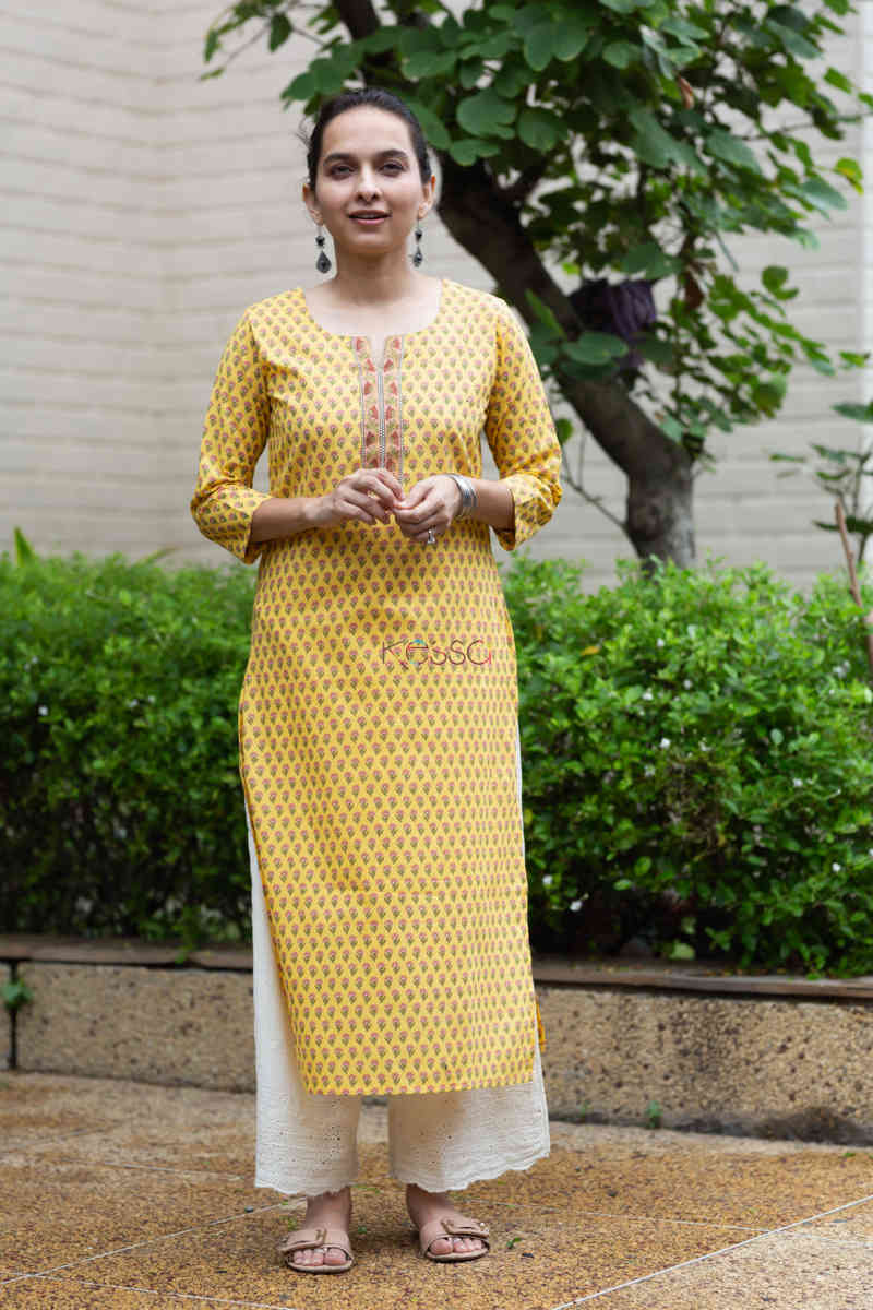 Image for Kusvaa Taf55 Hiranya Straight Kurta With Floral Print Featured