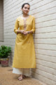 Image for Kusvaa Taf55 Hiranya Straight Kurta With Floral Print Look 1