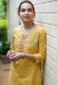 Image for Kusvaa Taf55 Hiranya Straight Kurta With Floral Print Side 1