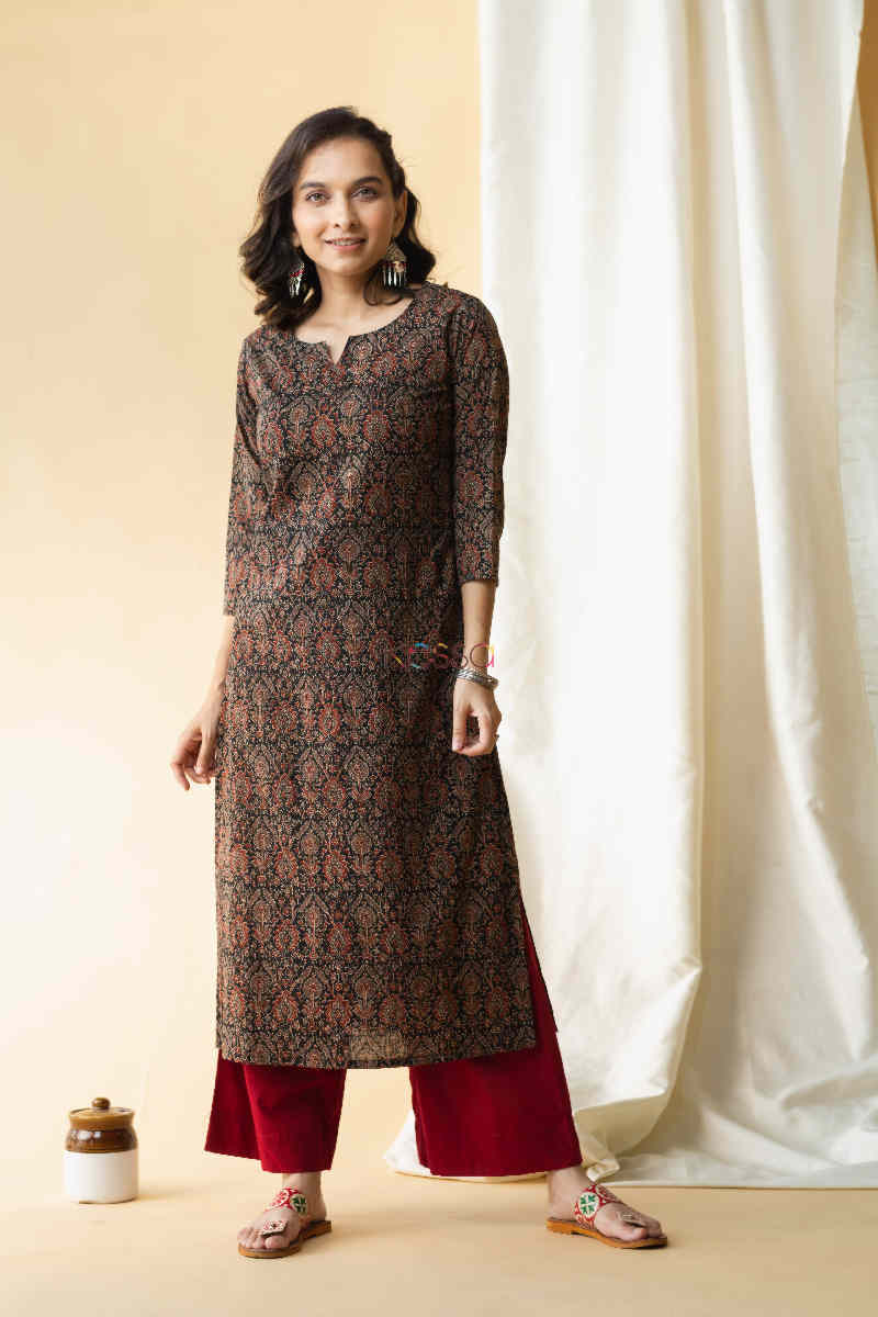 Image for Kusvaa Taf58 Sariya Kurta With Hand Block Print Featured