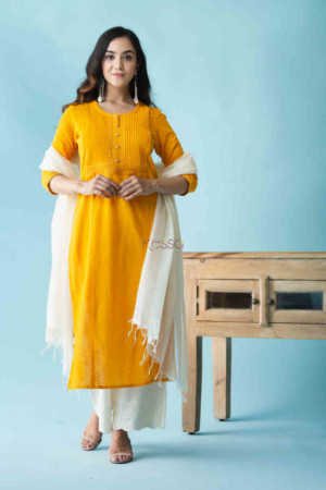 Image for Kusvaa Vcr55 Zarnaab Kurta With Pintucks And Embroidery Featured