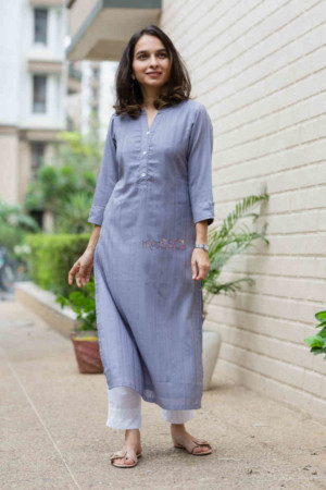 Image for Kusvaa Ws713 Nafees Kurta With Moti And Shell Button Details Featured