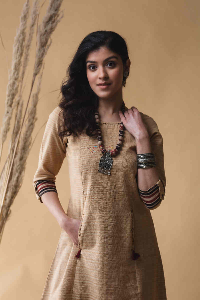 Image for Kusvaa Ws715 Datri South Cotton Kurta Top