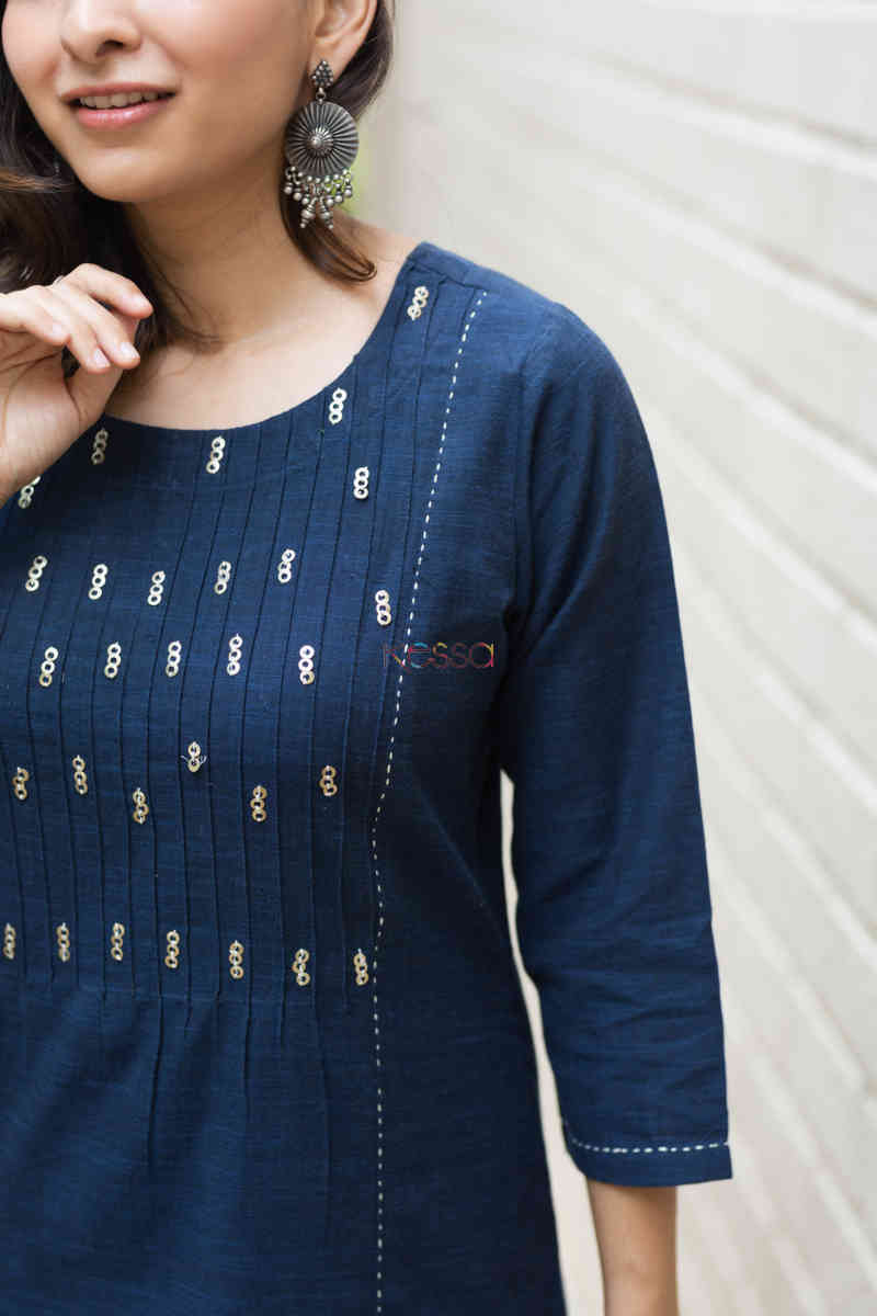 Image for Kusvaa Ws716 Jemisha Kurta With Kantha And Sequin Details Closeup 1