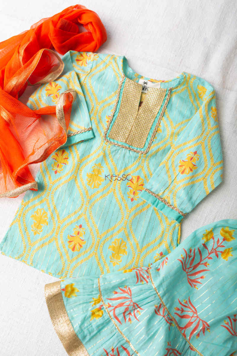Image for Kusvaa Aj27 Jhilik Kurta Sharara Set With Dupatta Look