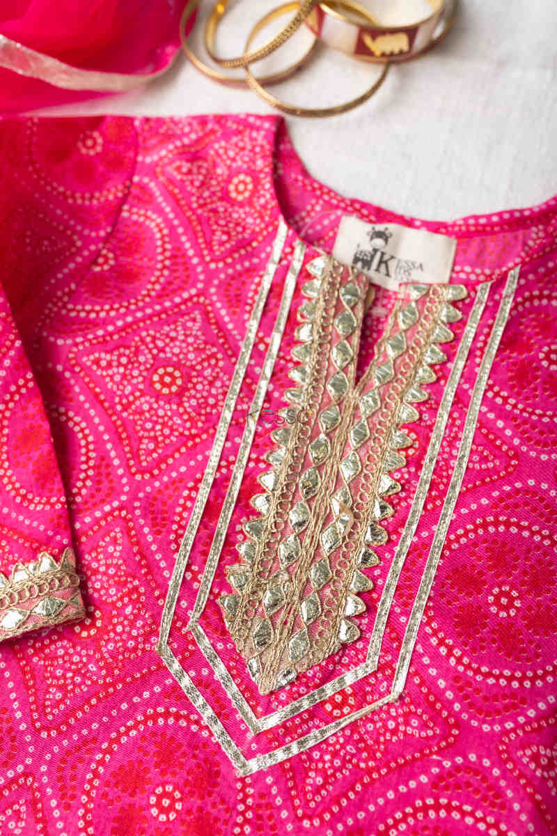 Image for Kusvaa Aj28 Gulnaar Leheriya Salwar Kurta Dupatta Set Closeup
