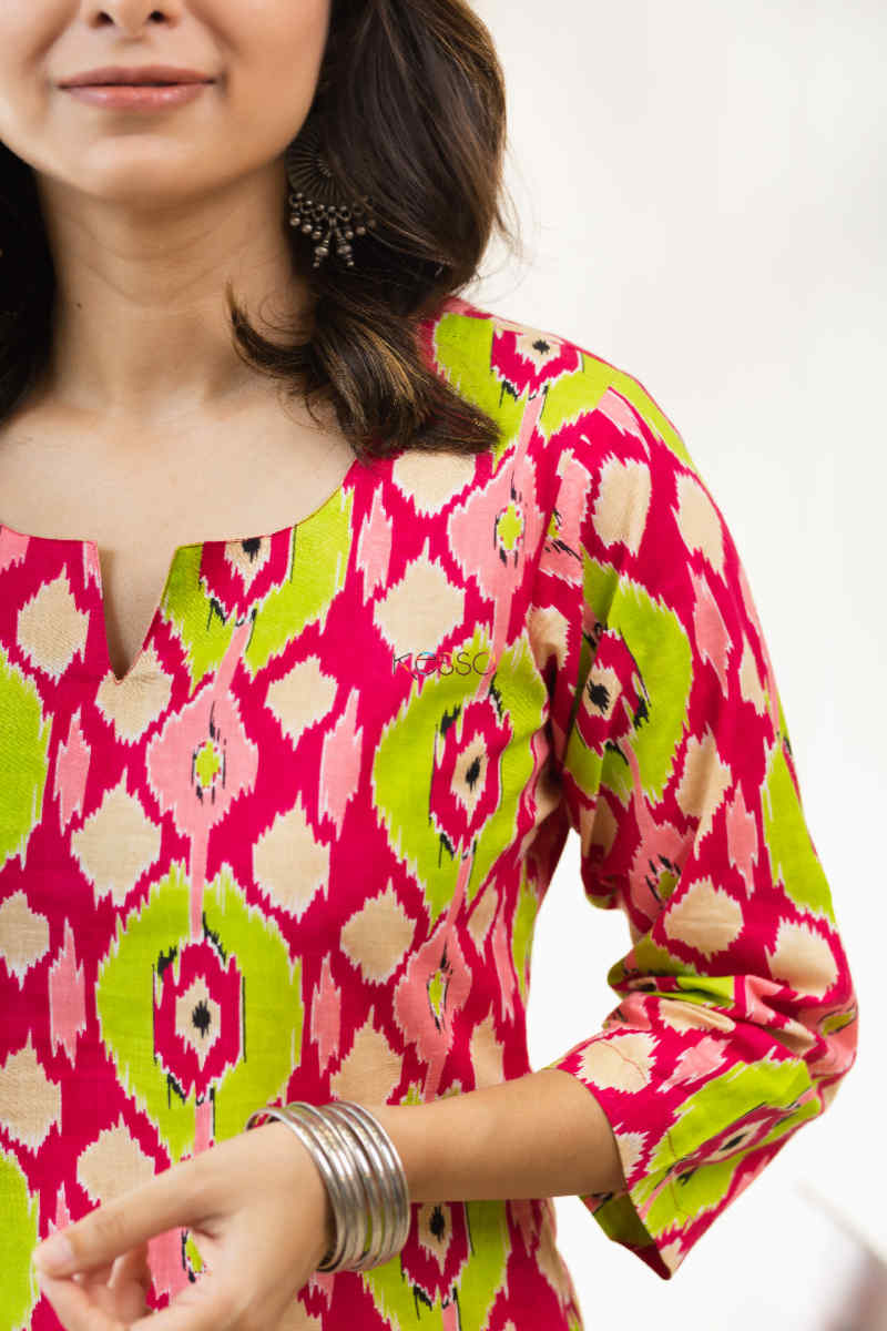 Image for Kusvaa De90 Jazira Straight Kurta Neck