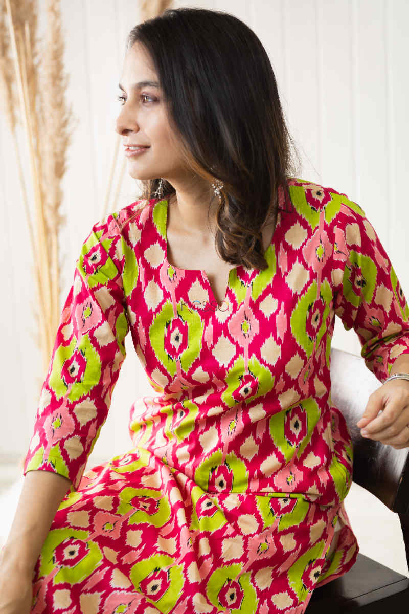 Image for Kusvaa De90 Jazira Straight Kurta Sitting