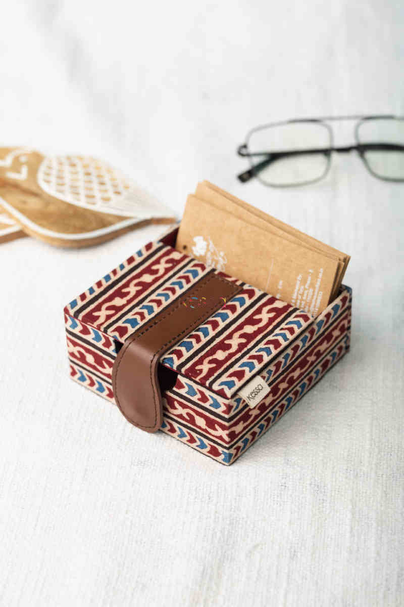 Image for Kusvaa Pia14 Shinaakht Visiting Card Holder Featured