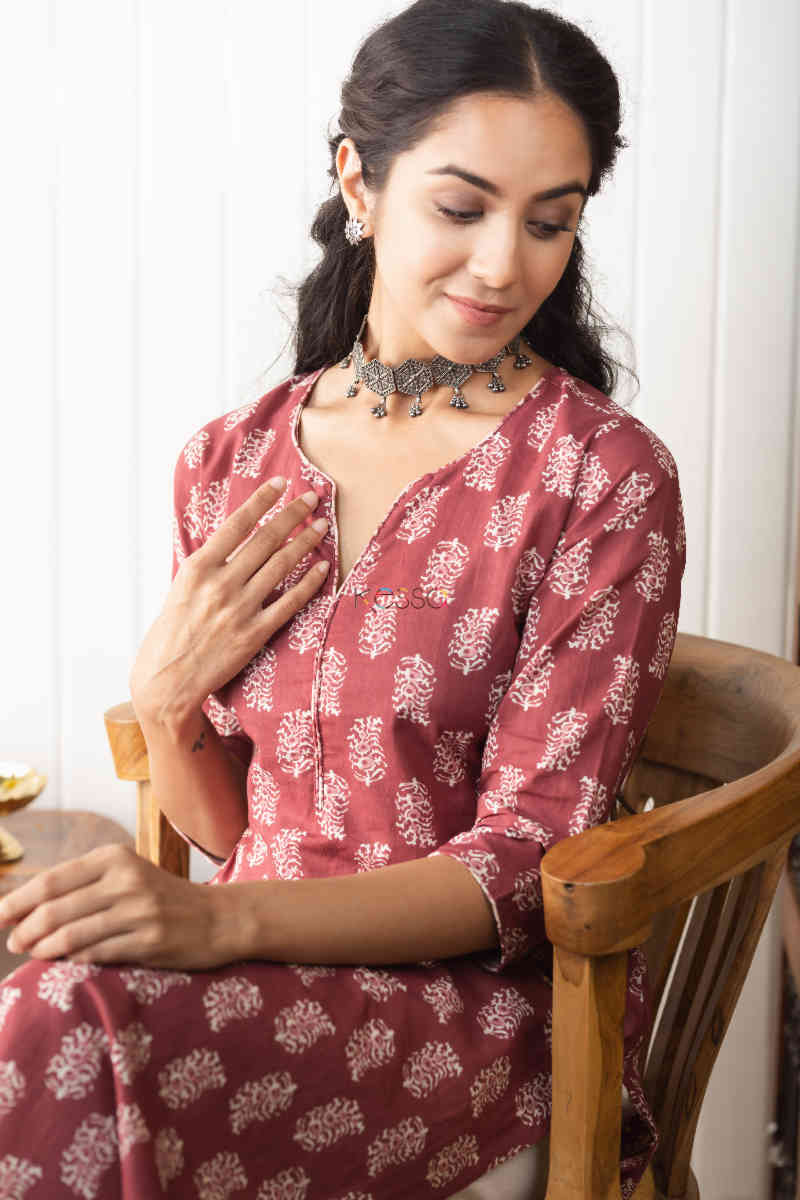 Image for Kusvaa Taf60 Aurima Straight Fit Kurta Sitting 1