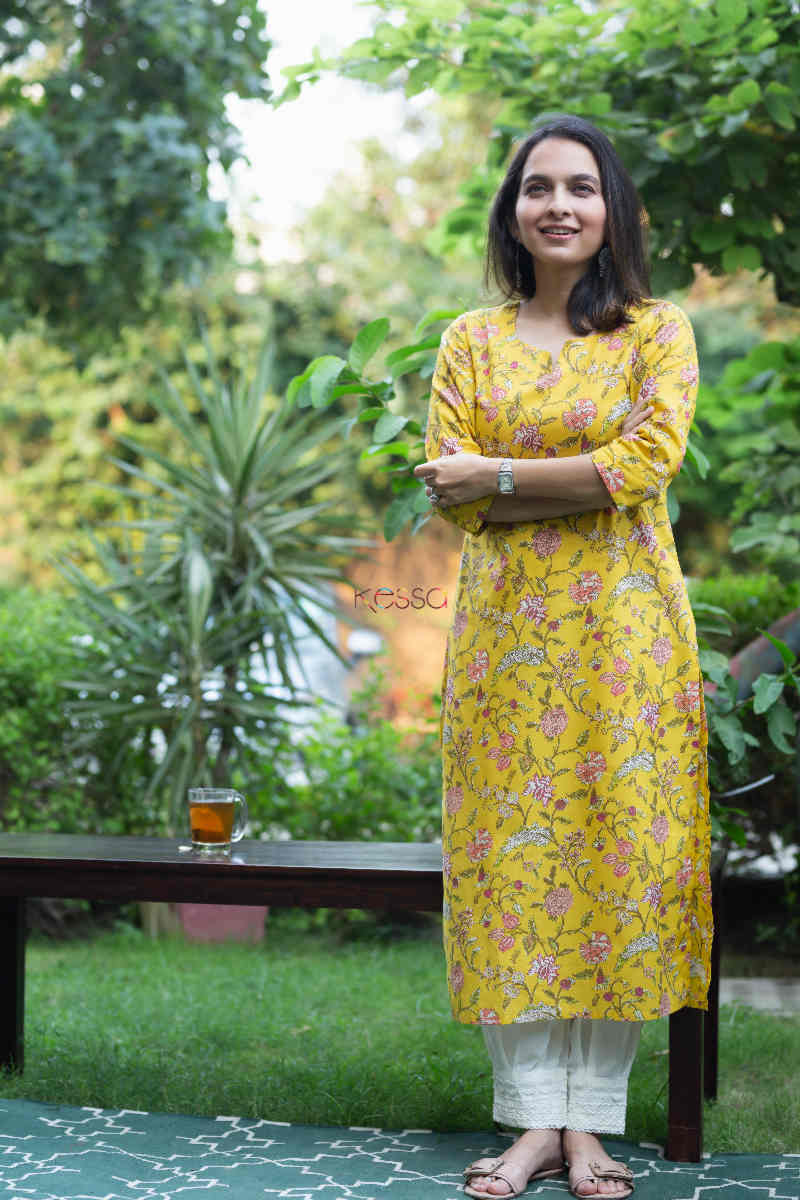 Image for Kusvaa Taf61 Zahian Staright Kurta Front