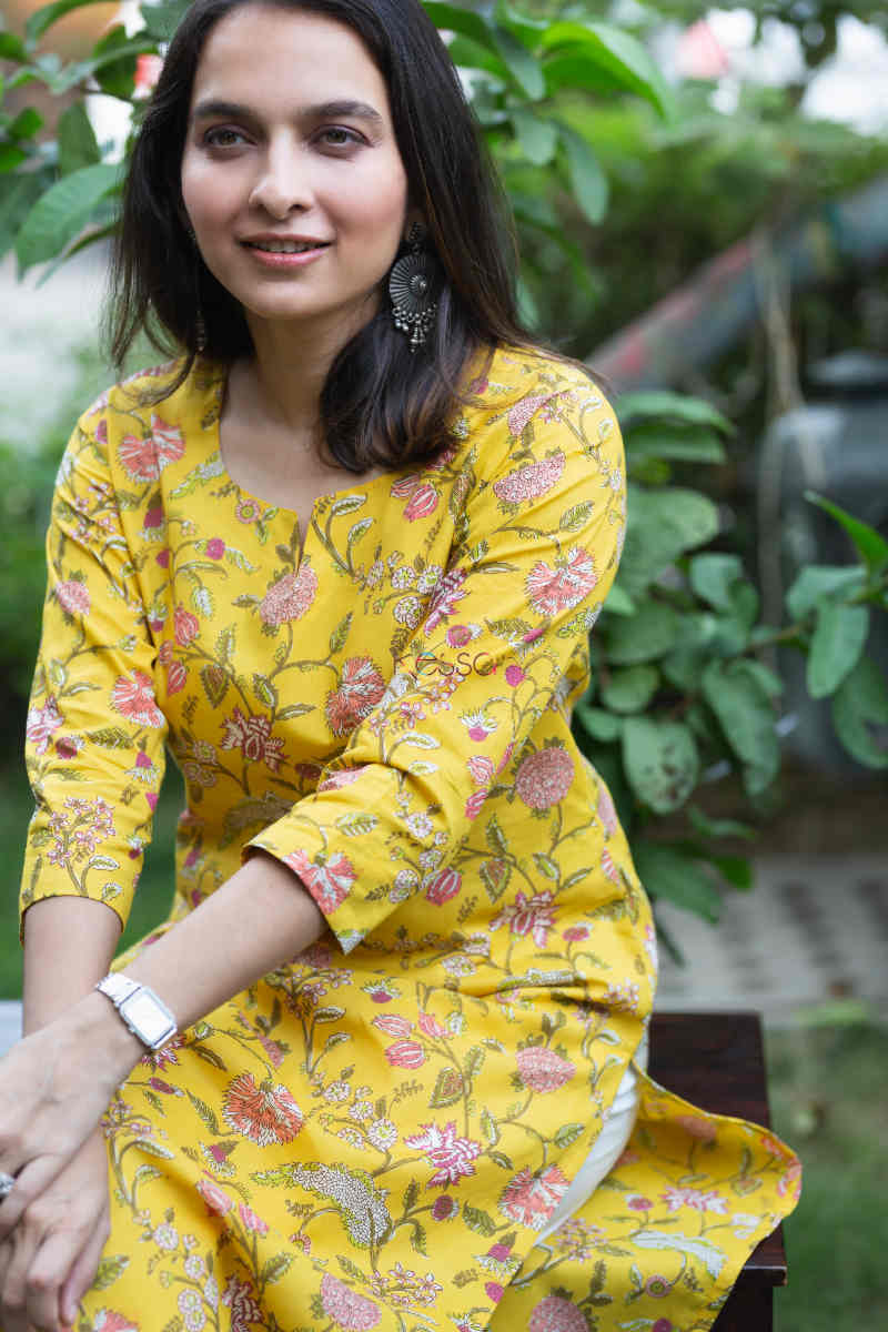 Image for Kusvaa Taf61 Zahian Staright Kurta Sitting