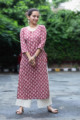 Image for Kusvaa Vcr63 Mashaaq Staright Kurta Look
