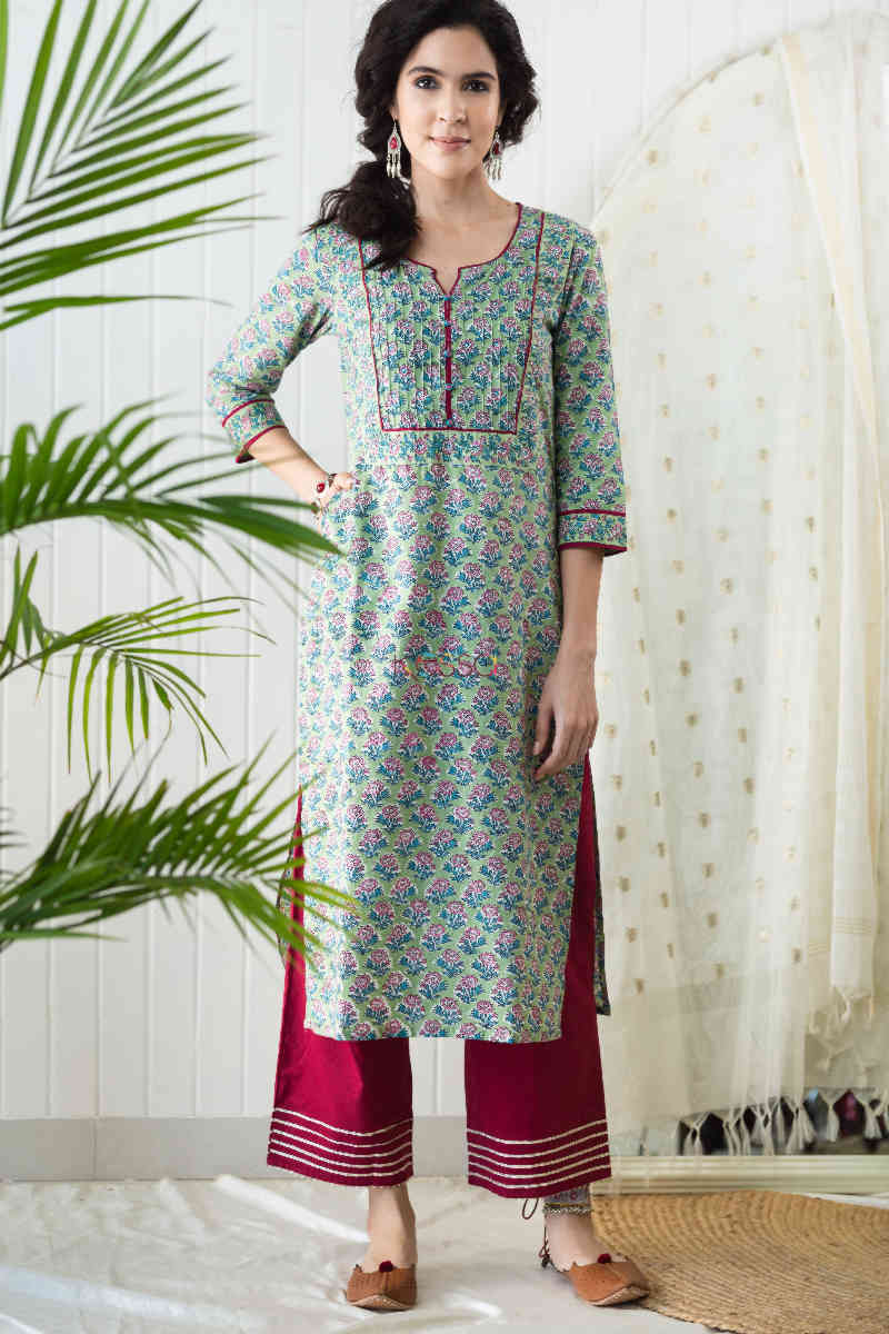 Image for Kusvaa Vcr70 Maadno Straight Kurta Front