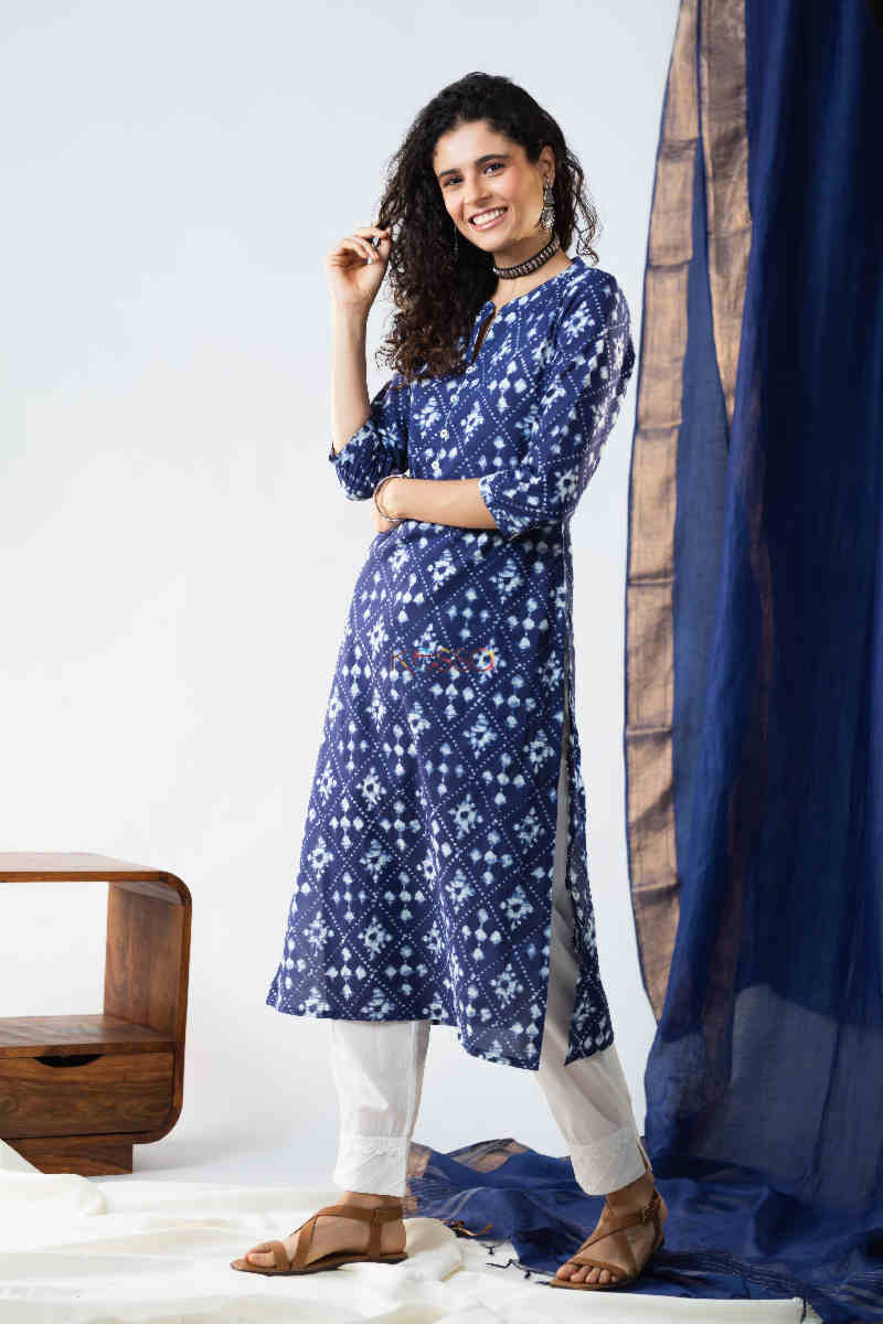 Image for Kusvaa Vcr73 Ivaanshika Straight Kurta 1 Right