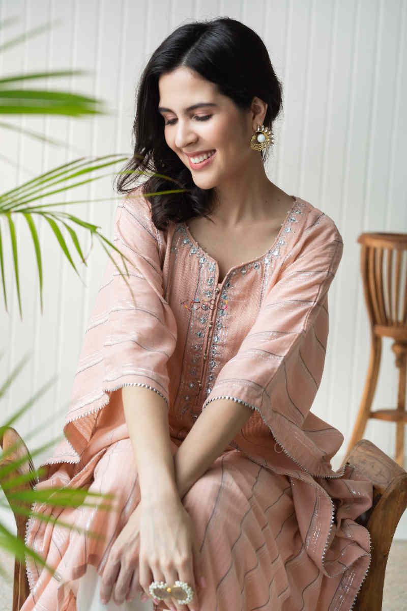 Image for Kusvaa Ws736 Maliha Pink Cotton Kaftan With Mirror Work Sitting 1