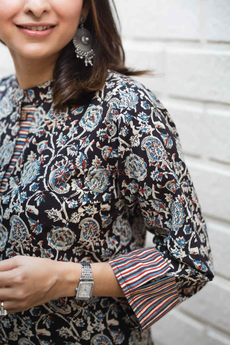 Image for Kusvaa Ws737 Elegant Shirt Style Cotton Block Printed Kurti Sleeves