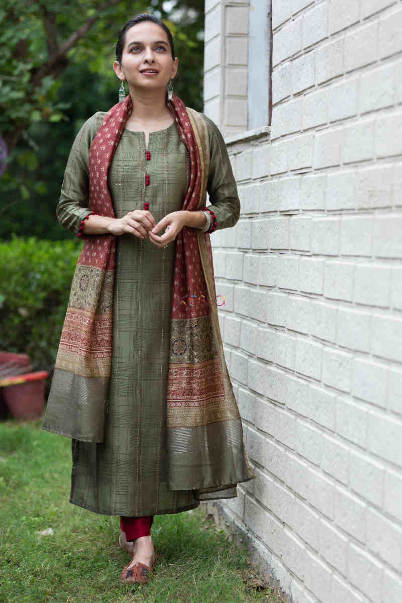 Image for Kusvaa Ws740 Elegant Army Green Chanderi Kurta With Block Printed Dupatta Front