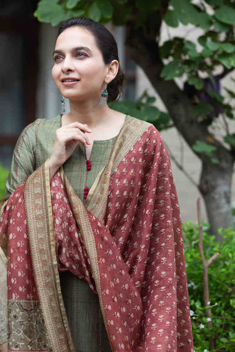Image for Kusvaa Ws740 Elegant Army Green Chanderi Kurta With Block Printed Dupatta Top