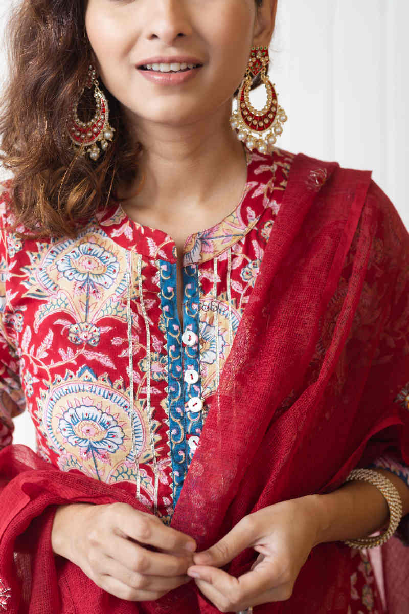 Image for Kusvaa Wsr231 Gulbadan Block Print A Line Kurta With Dupatta 1 Closeup