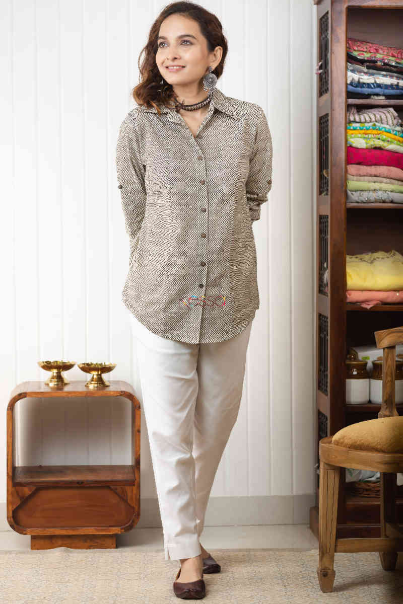 Image for Kusvaa Wsr236 Yuliana Short Shirt Style Kurti Look 1