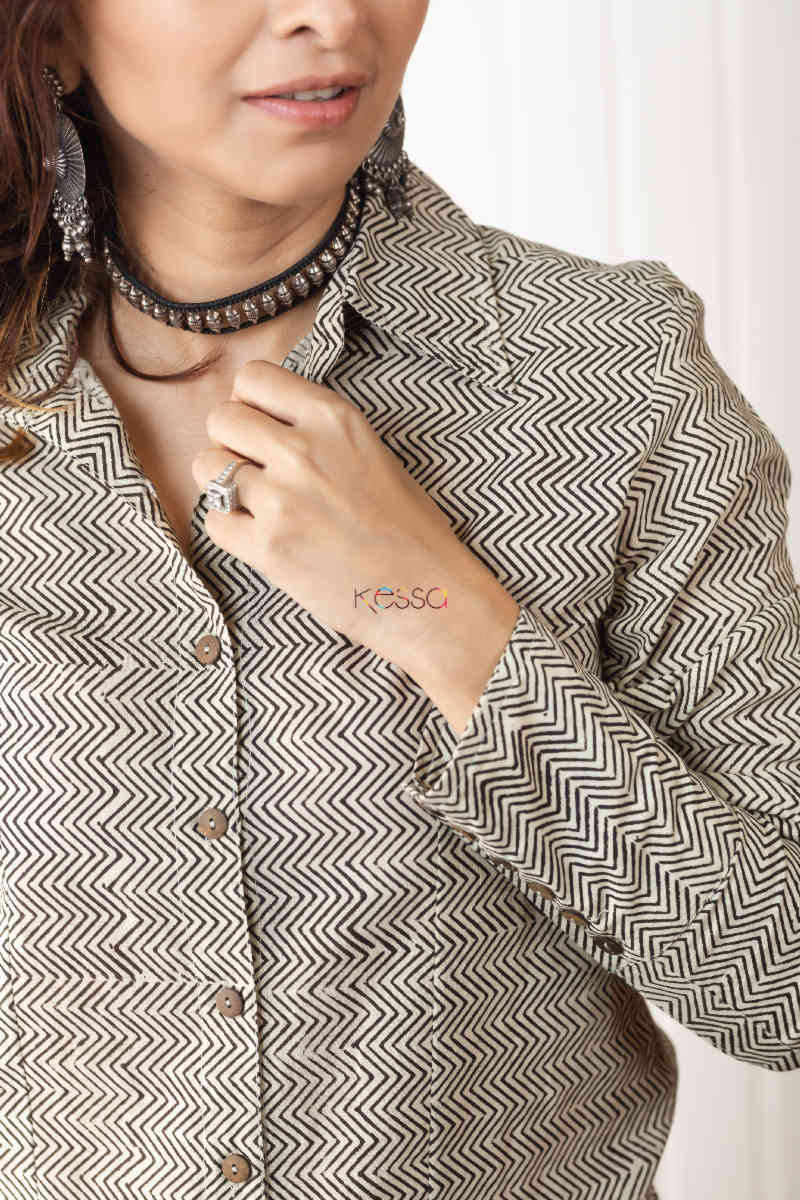 Image for Kusvaa Wsr236 Yuliana Short Shirt Style Kurti Neck