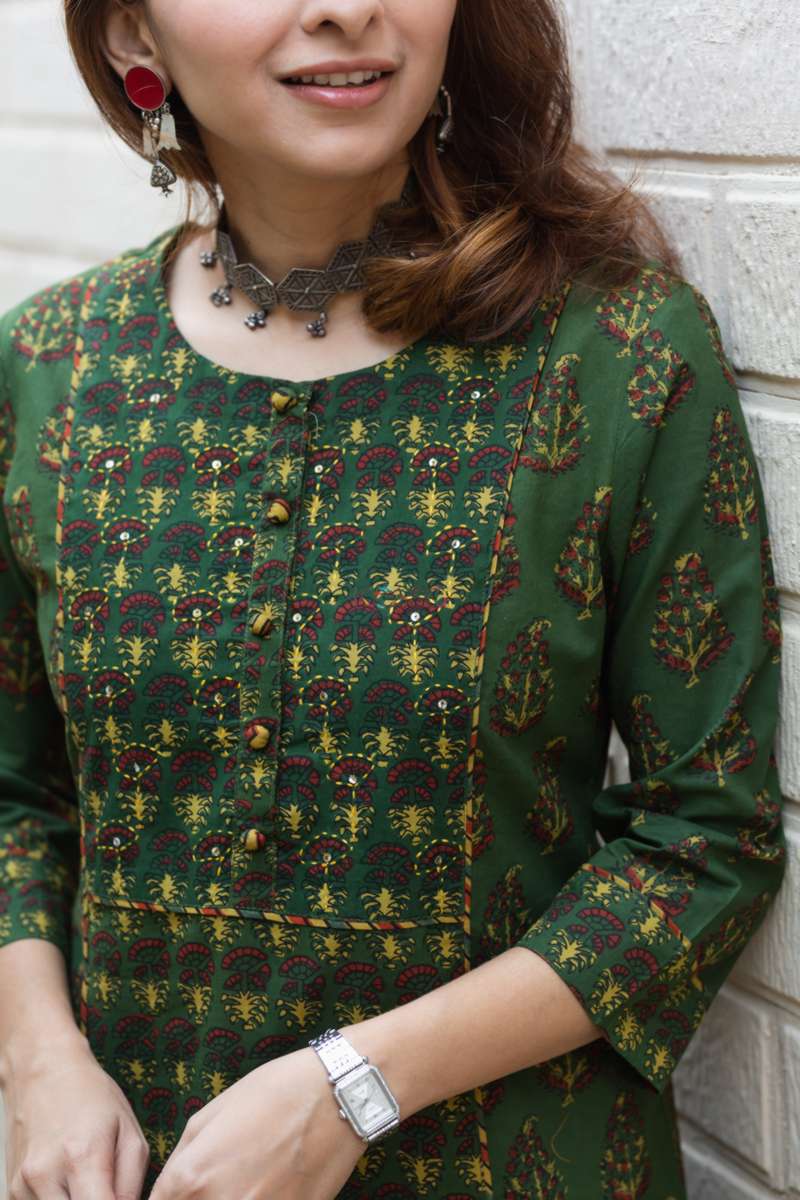 Image for Kusvaa Avdaf71 Ayla Princess Cut Kurta With Salwar Closeup